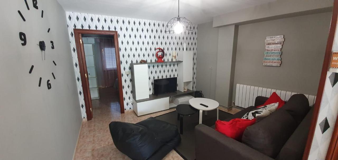 Apartamentos Portolux Portomarín Extérieur photo